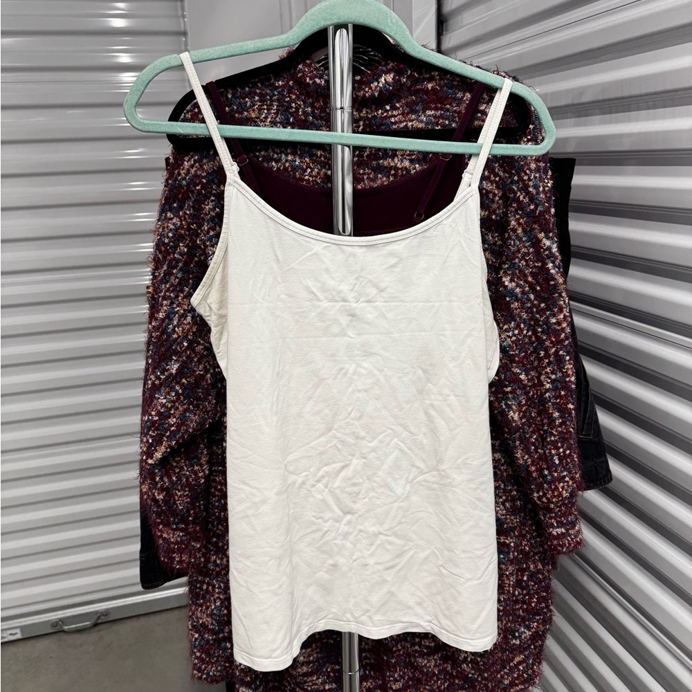 Torrid | Bundle of 4 Foxy Tanks | size 3 - Picture 7 of 12